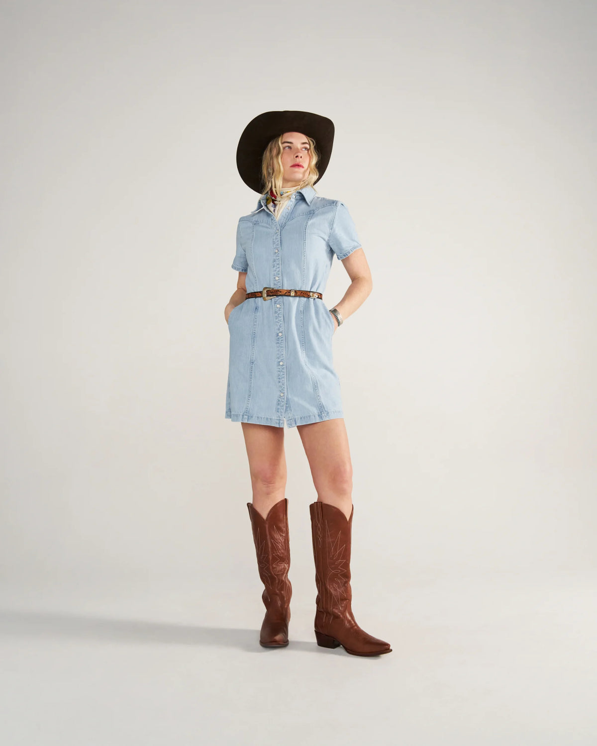 Women's Short Sleeve Mini Pearl Snap Dress